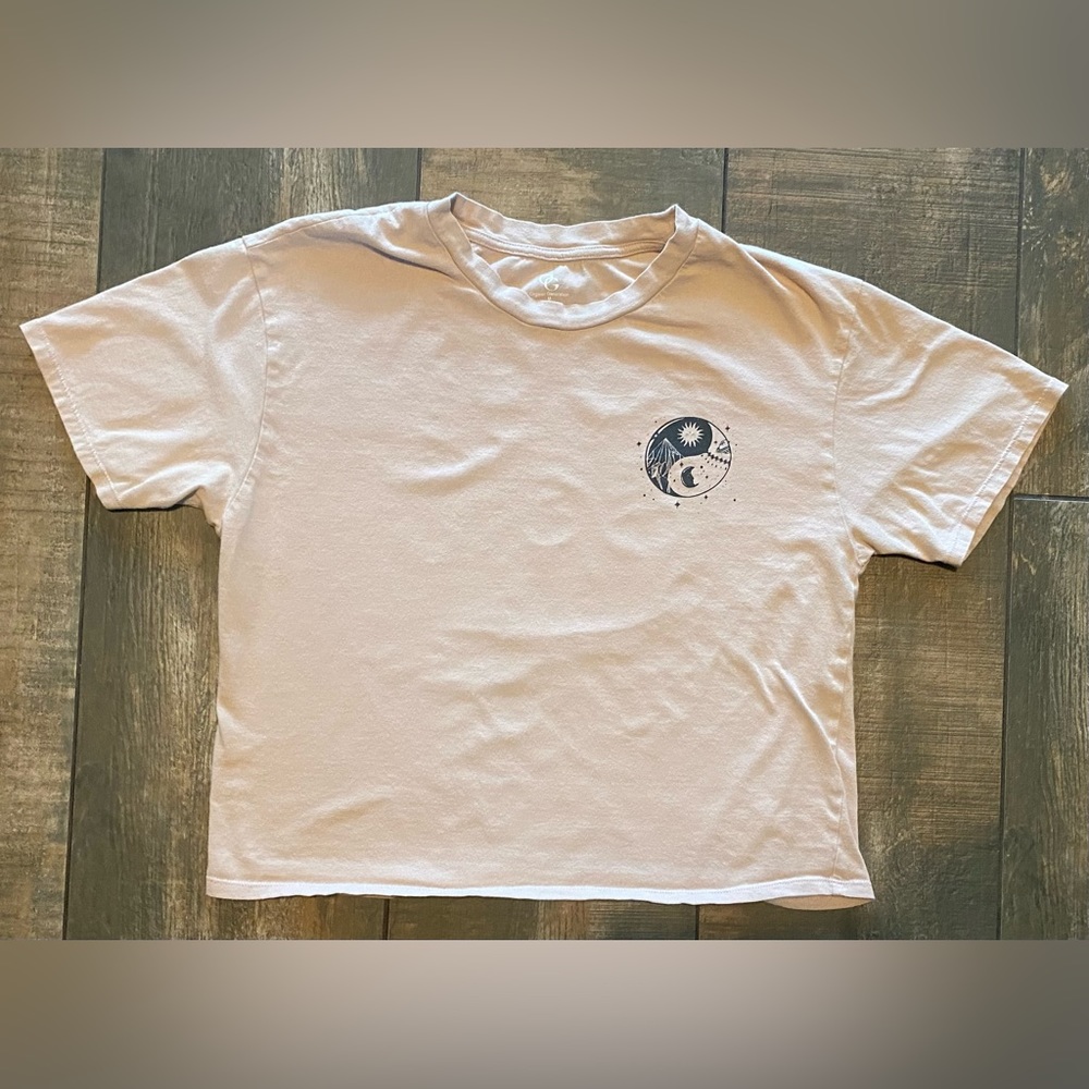 Women’s Medium , Organic Generation, Find Balance Crop Top Shirt Retail $35